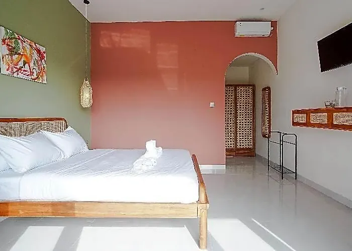 Kerti Hotel Tanjungan
